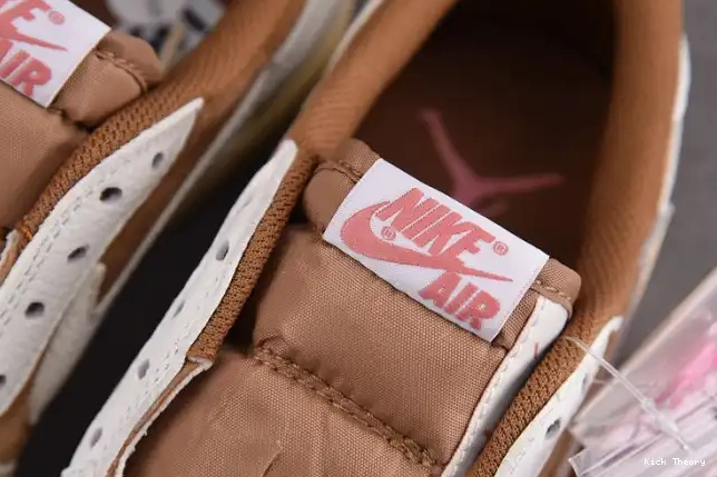 Kicked Out Shoe Store SP Scott Low x AJ 1 OG Travis DM7866-106 0607